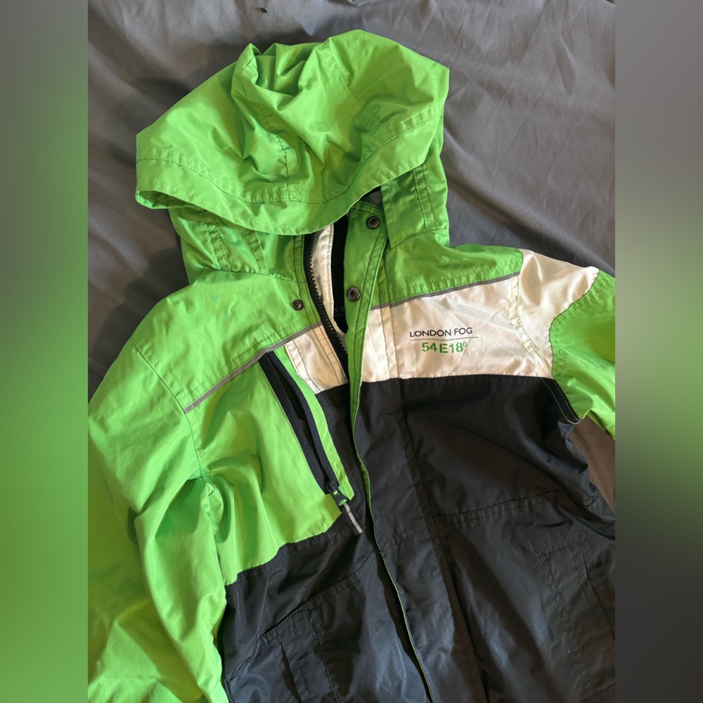 Kids Jacket - Picture 2 of 3